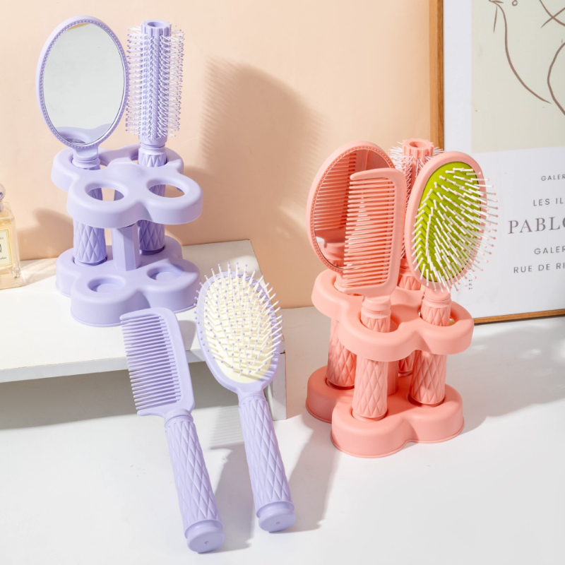 Zestaw czterech grzebieni z lu – Hair Care High End recenzja i cena